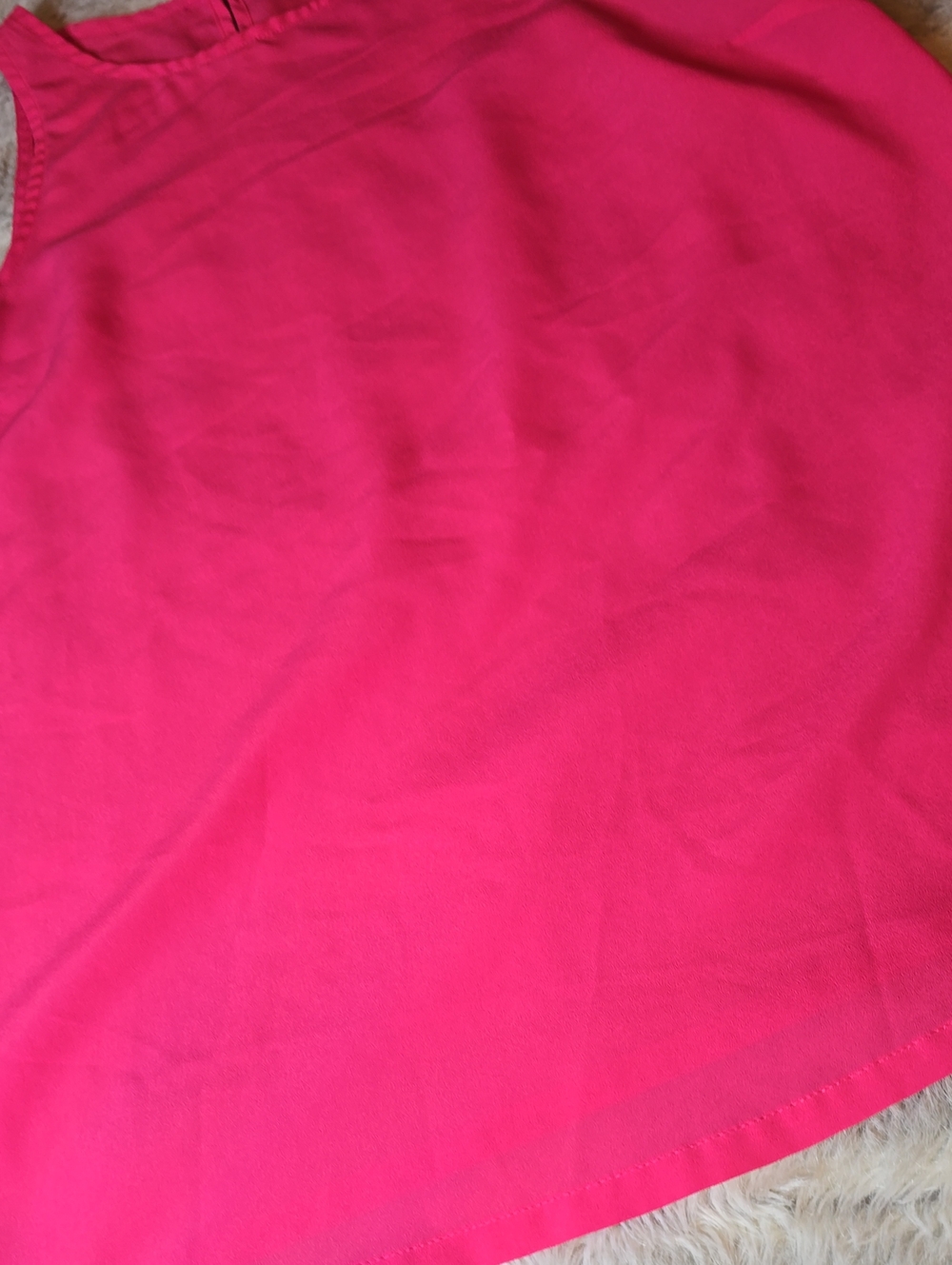 Mixed Pink Tops Bundle - Patterned Tank & Solid Shell - Picture 2 of 4